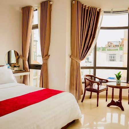 Khach San Trung Hieu Vung Tau Hotel Exterior photo